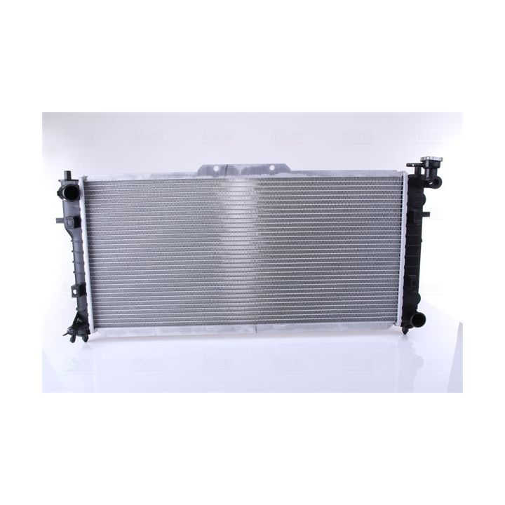 Radiatorius, variklio aušinimas NISSENS 62392A