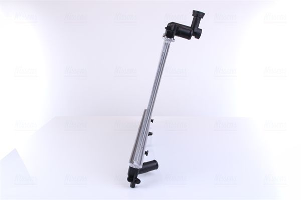 Radiatorius, variklio aušinimas NISSENS 62462A