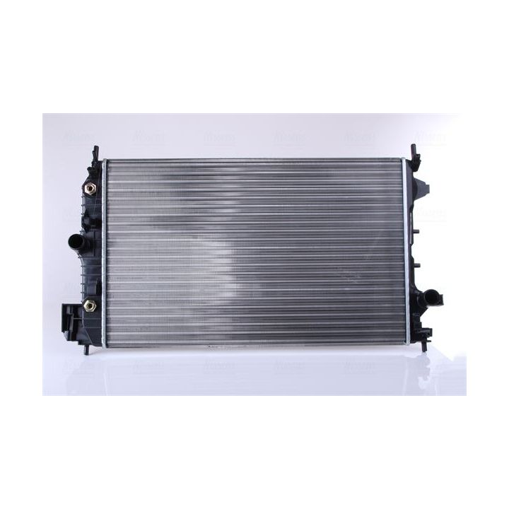 Radiatorius, variklio aušinimas NISSENS 63113A