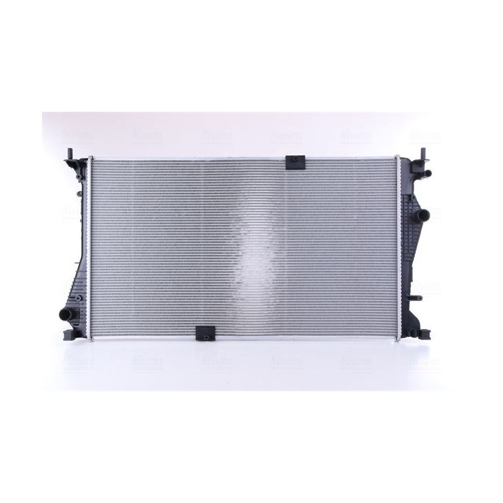 Radiatorius, variklio aušinimas NISSENS 63124