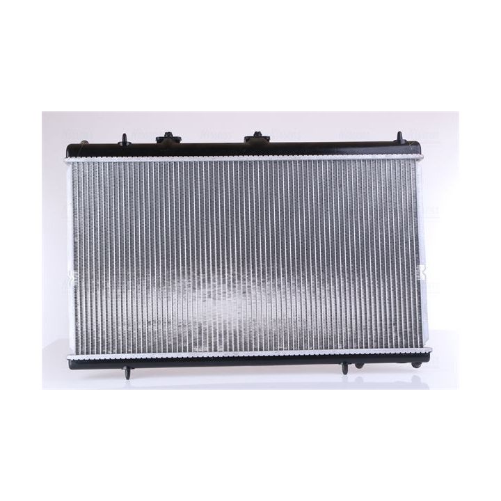 Radiatorius, variklio aušinimas NISSENS 636003