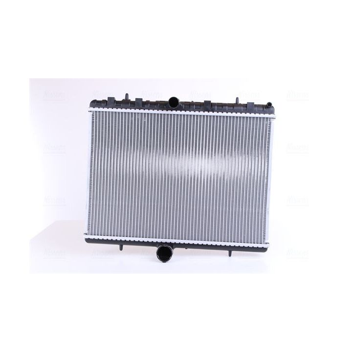 Radiatorius, variklio aušinimas NISSENS 63621A