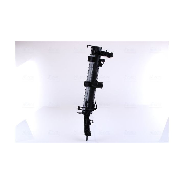 Radiatorius, variklio aušinimas NISSENS 637603