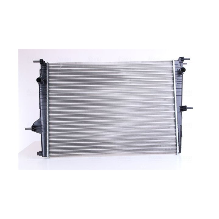 Radiatorius, variklio aušinimas NISSENS 637606