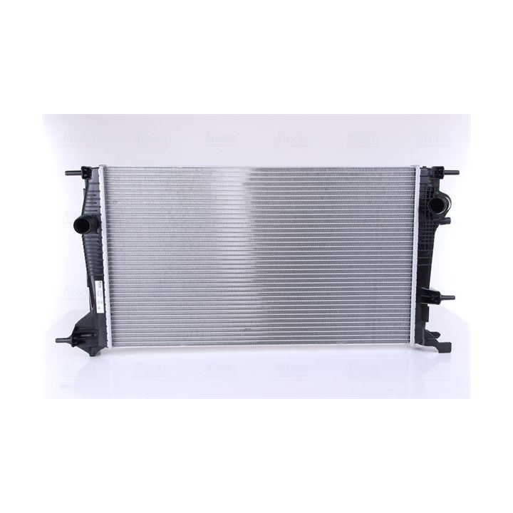 Radiatorius, variklio aušinimas NISSENS 637607