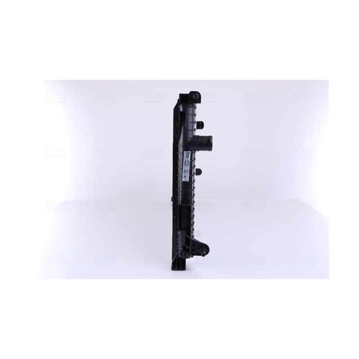 Radiatorius, variklio aušinimas NISSENS 637616