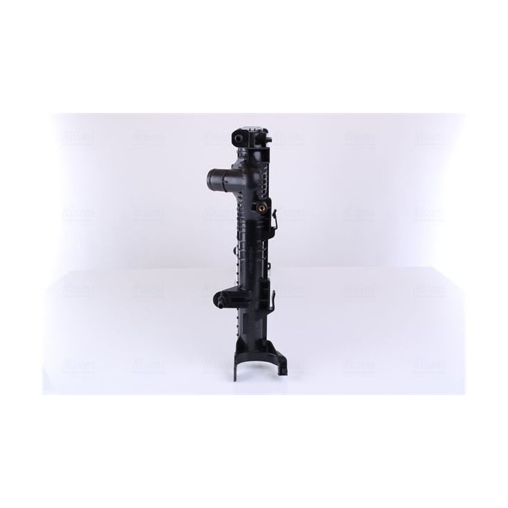 Radiatorius, variklio aušinimas NISSENS 637617