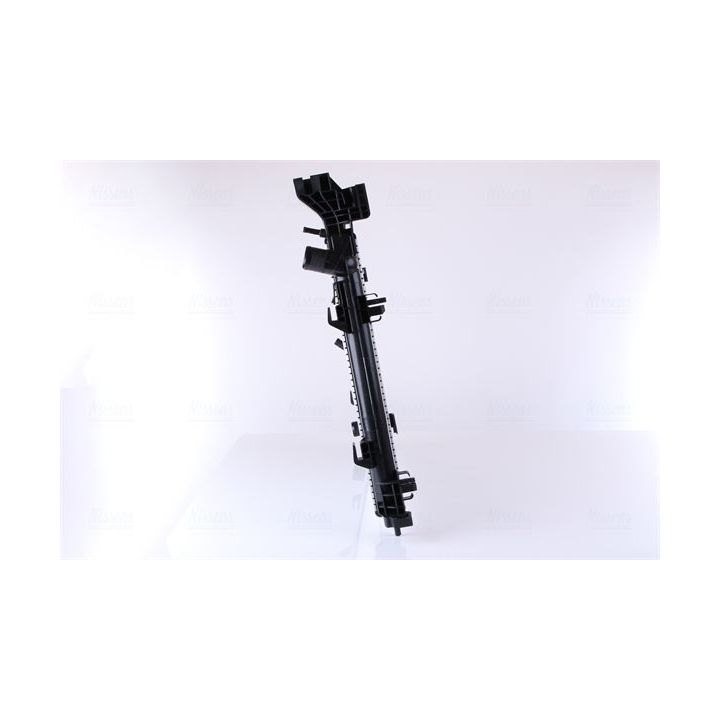 Radiatorius, variklio aušinimas NISSENS 637618