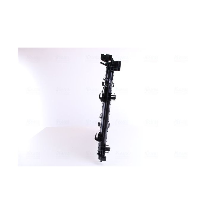 Radiatorius, variklio aušinimas NISSENS 637623