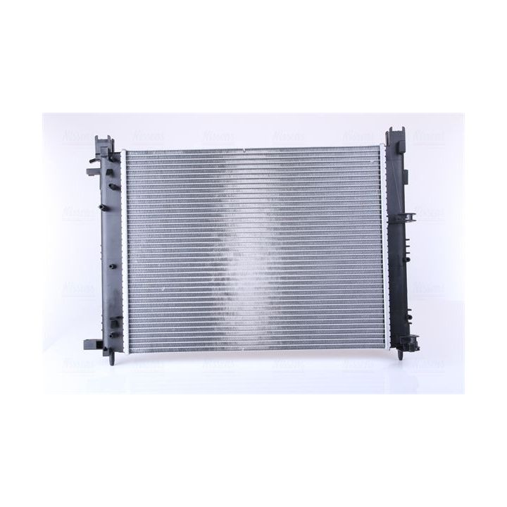 Radiatorius, variklio aušinimas NISSENS 637624