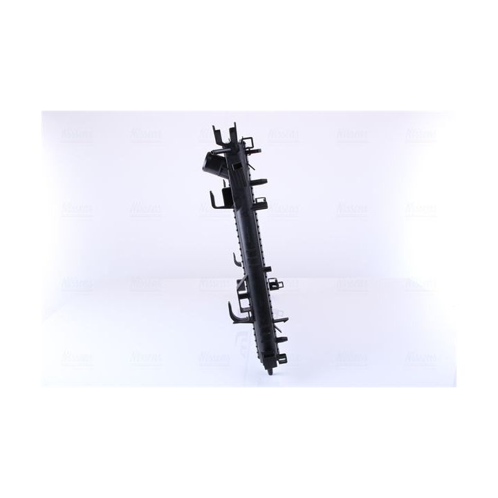 Radiatorius, variklio aušinimas NISSENS 637624