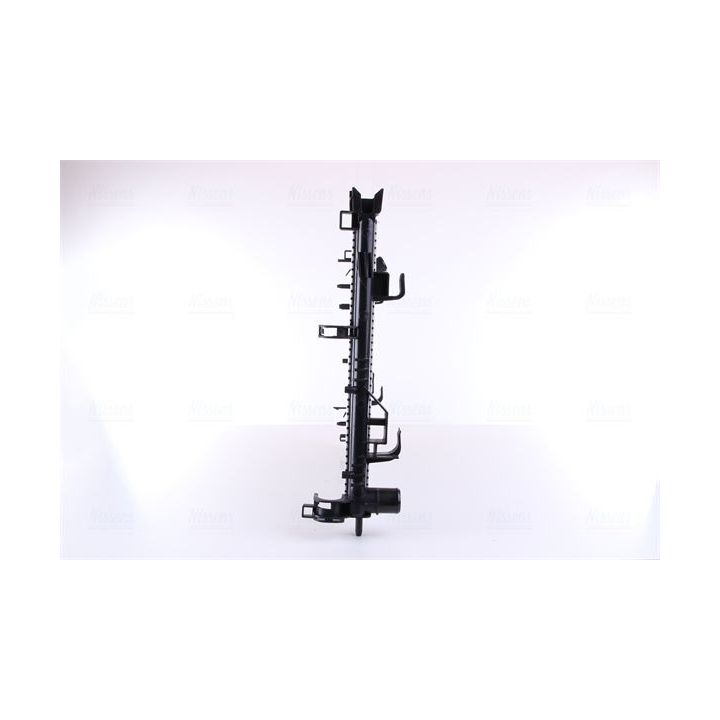 Radiatorius, variklio aušinimas NISSENS 637627