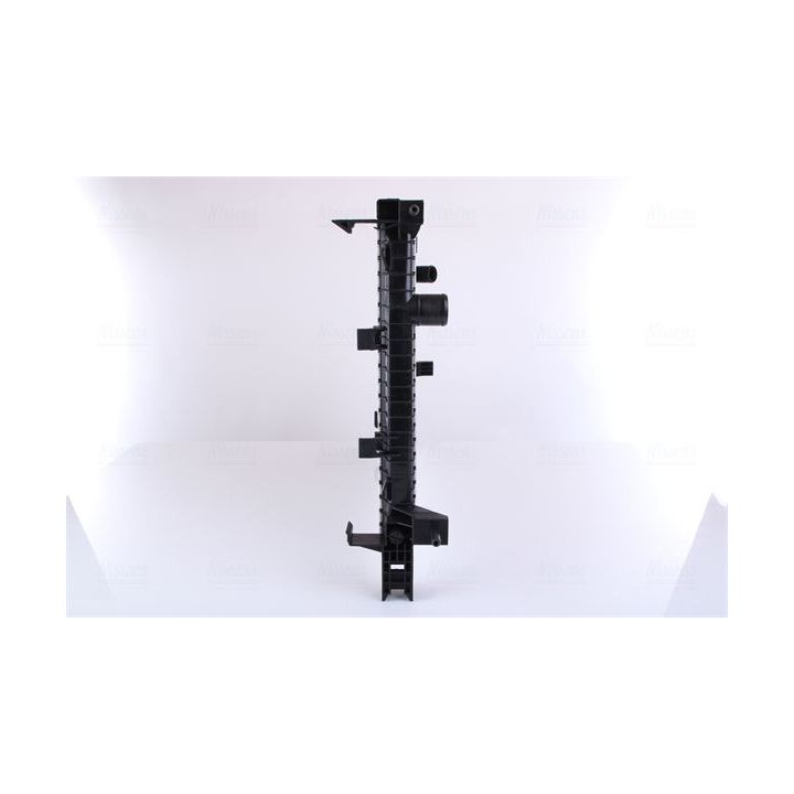 Radiatorius, variklio aušinimas NISSENS 637632