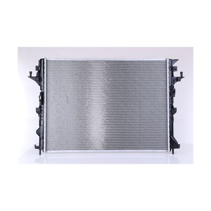 Radiatorius, variklio aušinimas NISSENS 637638