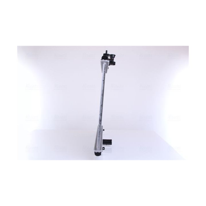 Radiatorius, variklio aušinimas NISSENS 637645