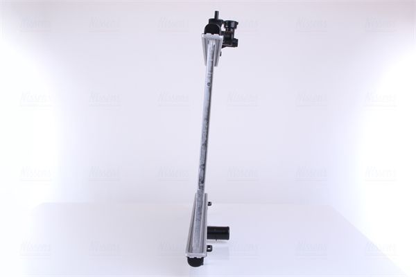 Radiatorius, variklio aušinimas NISSENS 637645