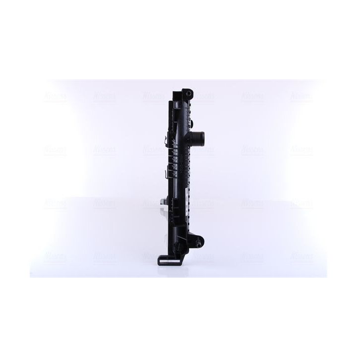 Radiatorius, variklio aušinimas NISSENS 637647