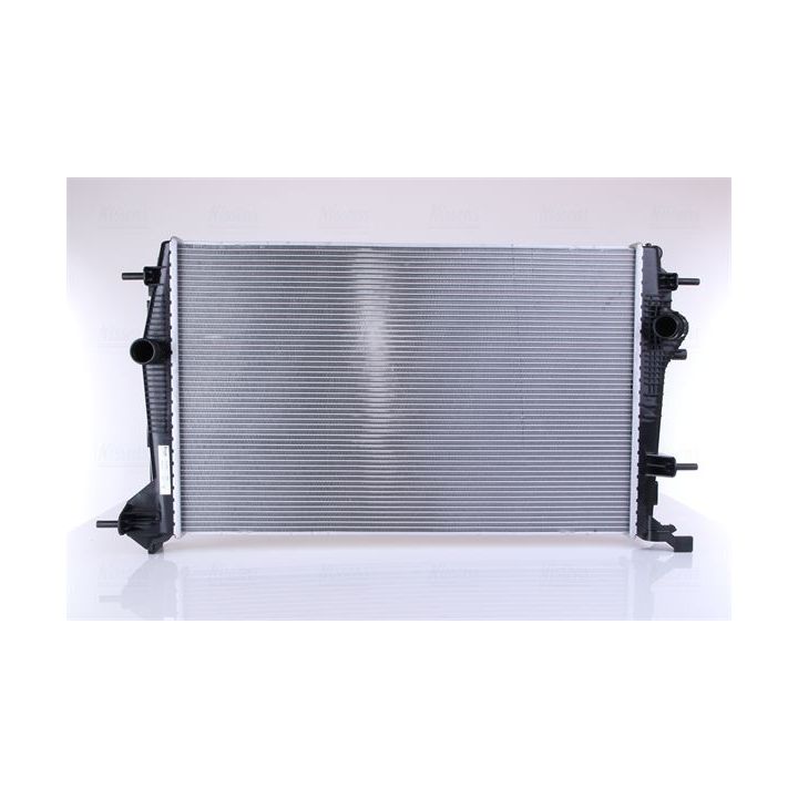 Radiatorius, variklio aušinimas NISSENS 637648