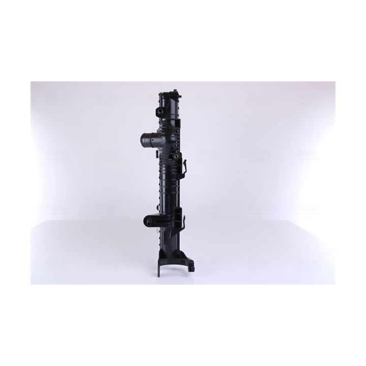 Radiatorius, variklio aušinimas NISSENS 637648