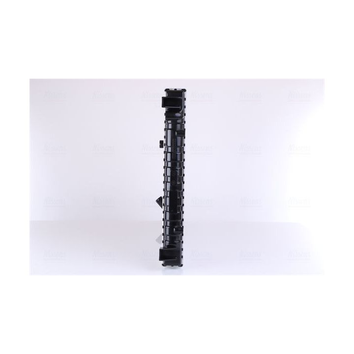 Radiatorius, variklio aušinimas NISSENS 637652