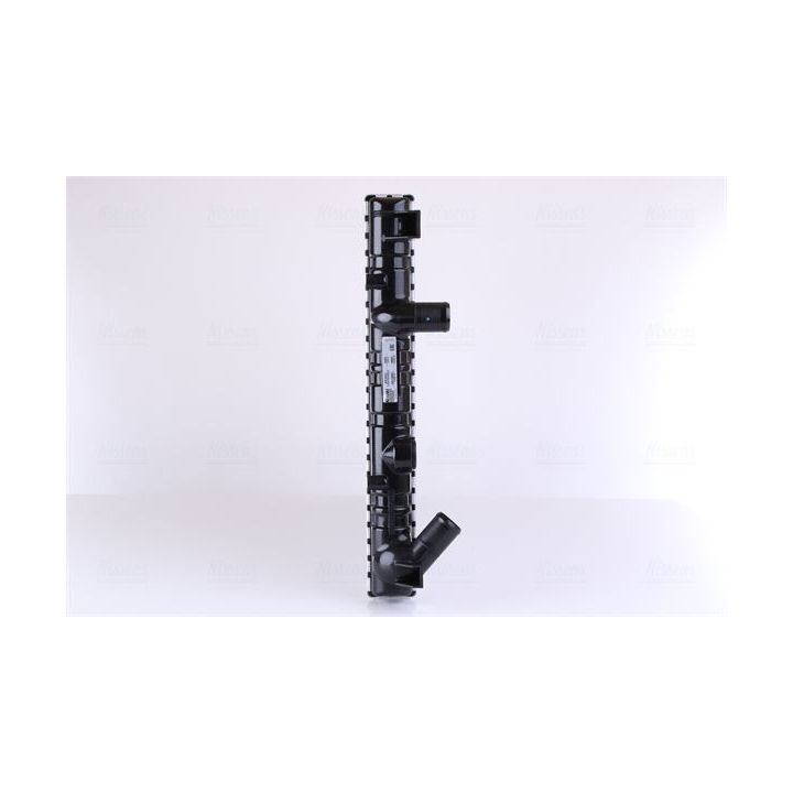 Radiatorius, variklio aušinimas NISSENS 637652