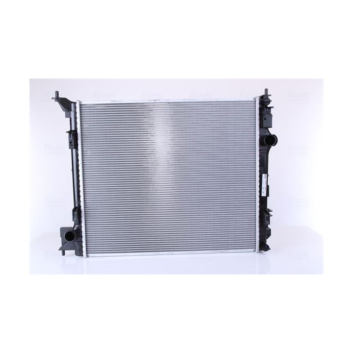 Radiatorius, variklio aušinimas NISSENS 637664