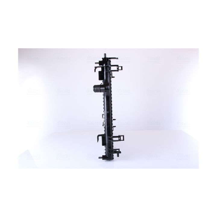 Radiatorius, variklio aušinimas NISSENS 637664