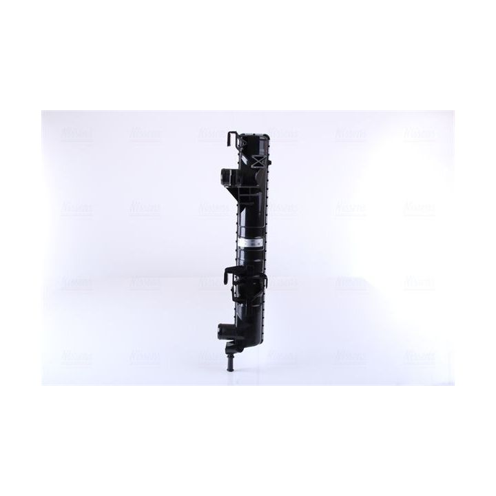 Radiatorius, variklio aušinimas NISSENS 637666