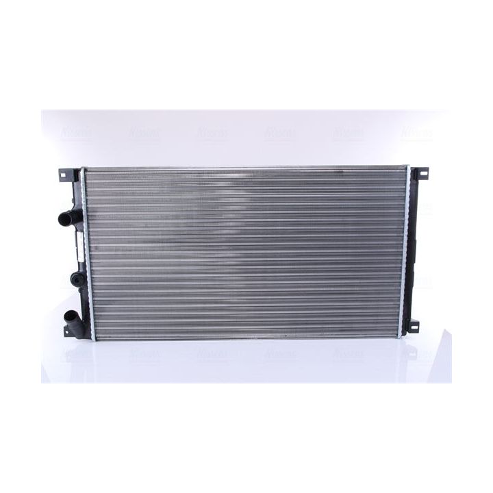 Radiatorius, variklio aušinimas NISSENS 63812A