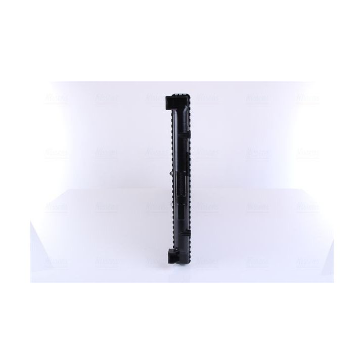 Radiatorius, variklio aušinimas NISSENS 63812A