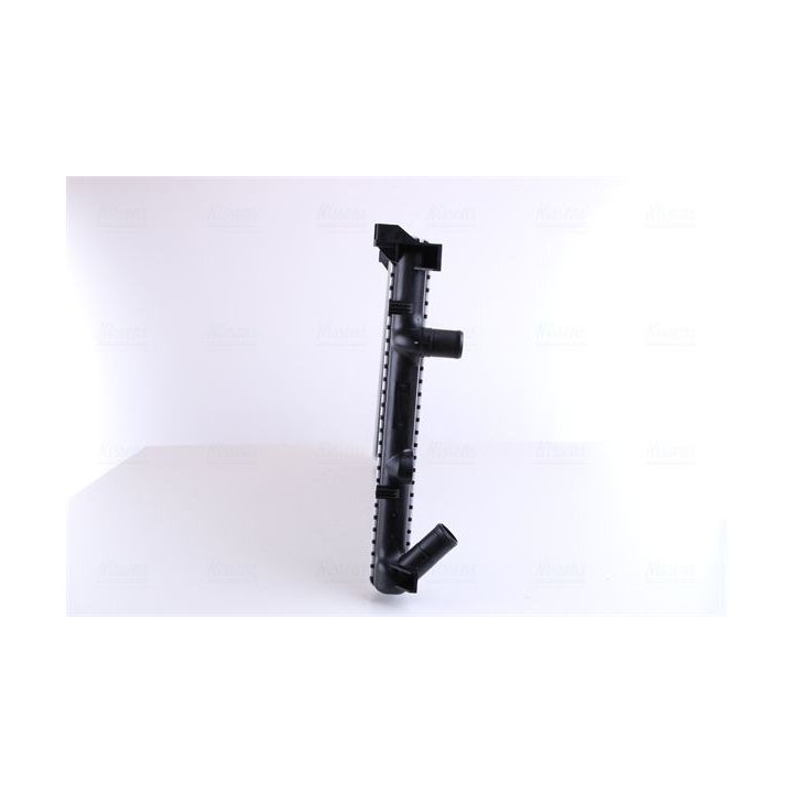 Radiatorius, variklio aušinimas NISSENS 63824A