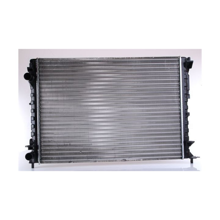 Radiatorius, variklio aušinimas NISSENS 63843A