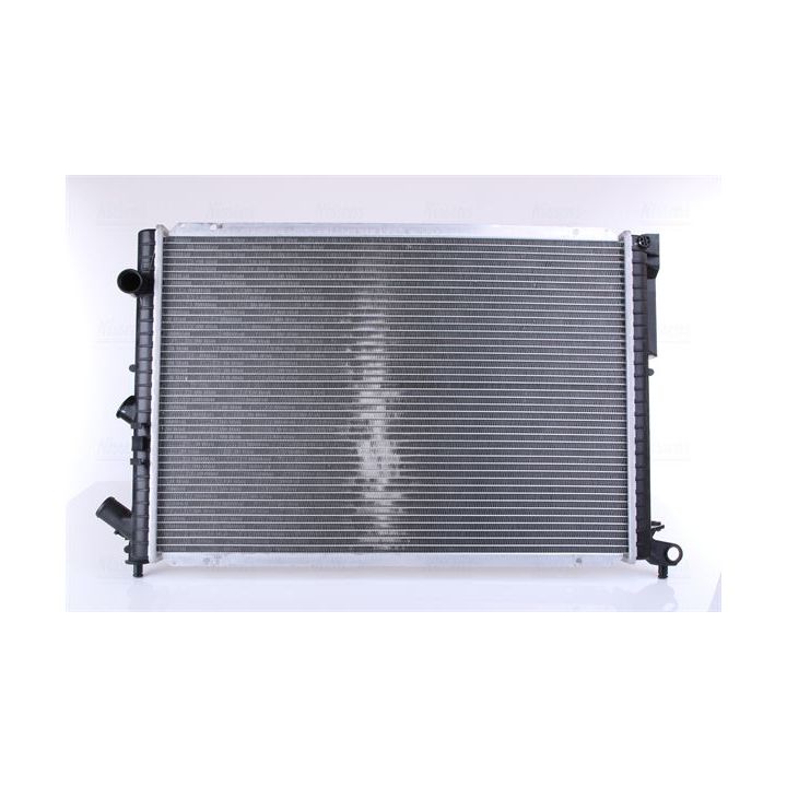 Radiatorius, variklio aušinimas NISSENS 63851A