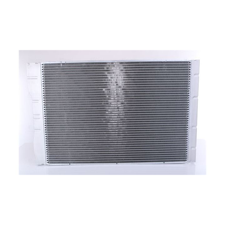 Radiatorius, variklio aušinimas NISSENS 63881