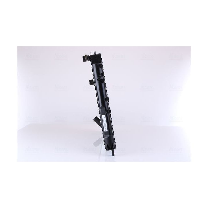 Radiatorius, variklio aušinimas NISSENS 63886