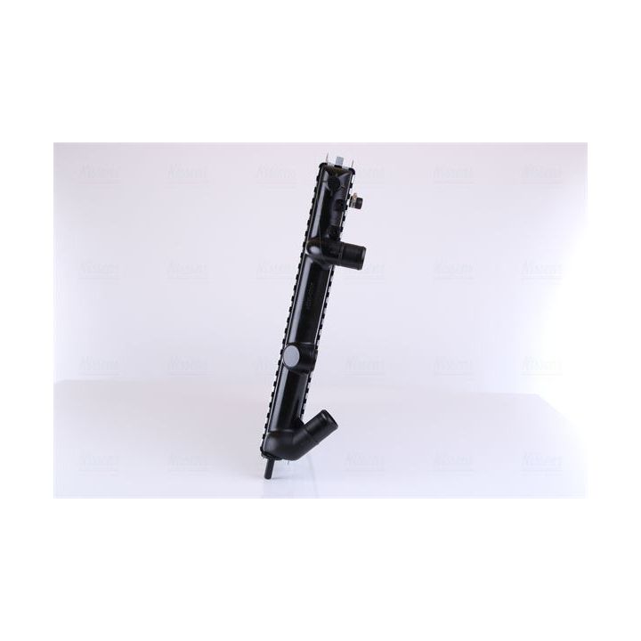 Radiatorius, variklio aušinimas NISSENS 63886