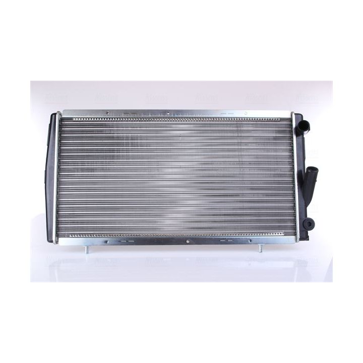 Radiatorius, variklio aušinimas NISSENS 63911A