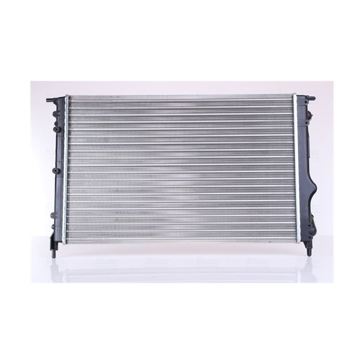 Radiatorius, variklio aušinimas NISSENS 63925