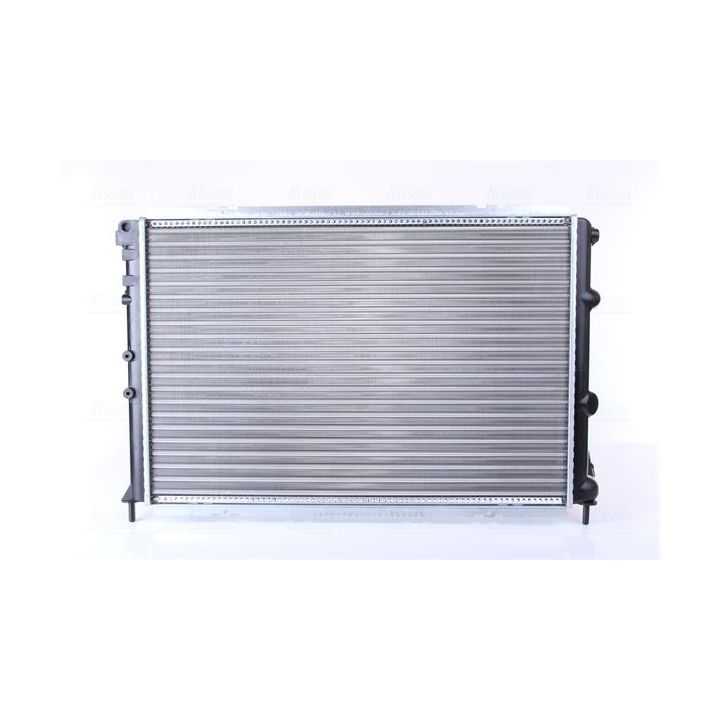 Radiatorius, variklio aušinimas NISSENS 63938A