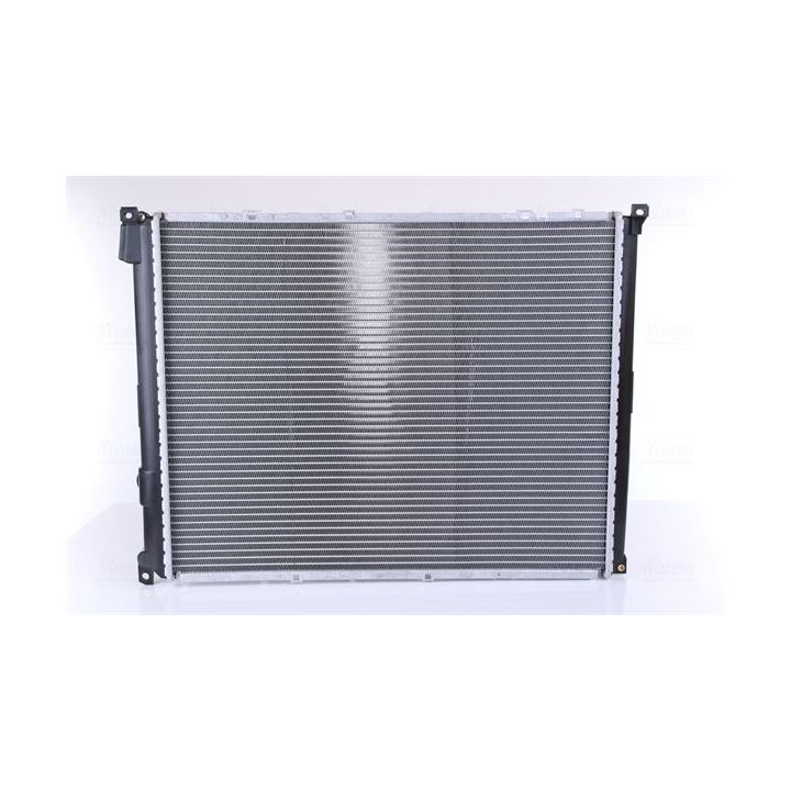 Radiatorius, variklio aušinimas NISSENS 63942A