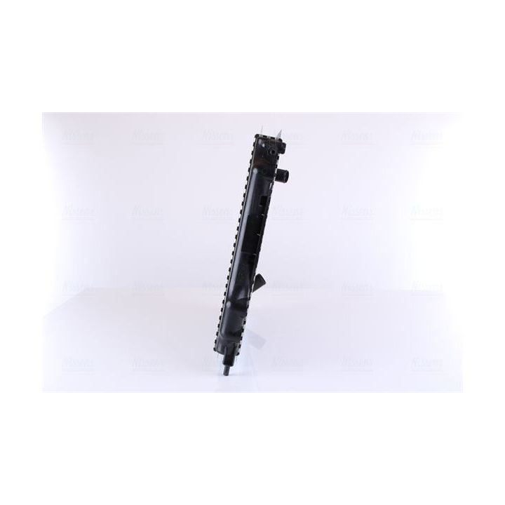 Radiatorius, variklio aušinimas NISSENS 63967A