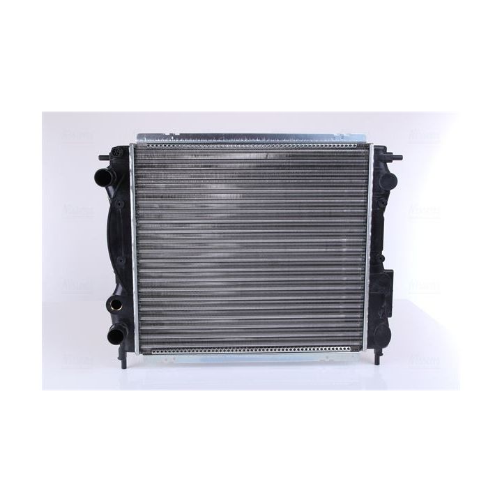 Radiatorius, variklio aušinimas NISSENS 63968A