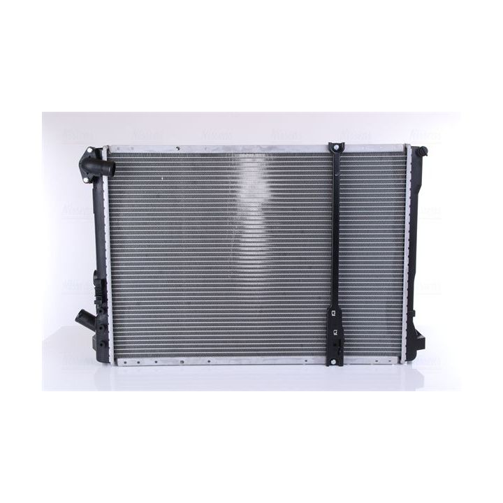 Radiatorius, variklio aušinimas NISSENS 63976A