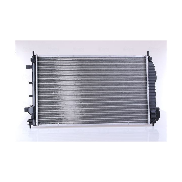 Radiatorius, variklio aušinimas NISSENS 640302