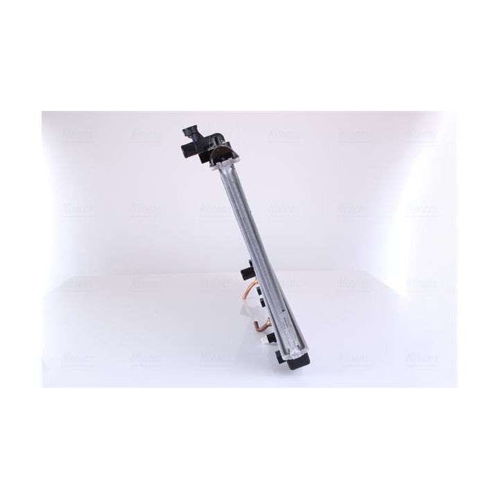 Radiatorius, variklio aušinimas NISSENS 64166A