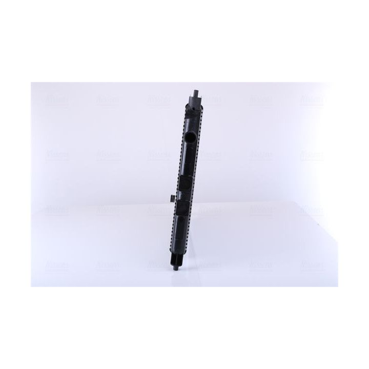 Radiatorius, variklio aušinimas NISSENS 642111