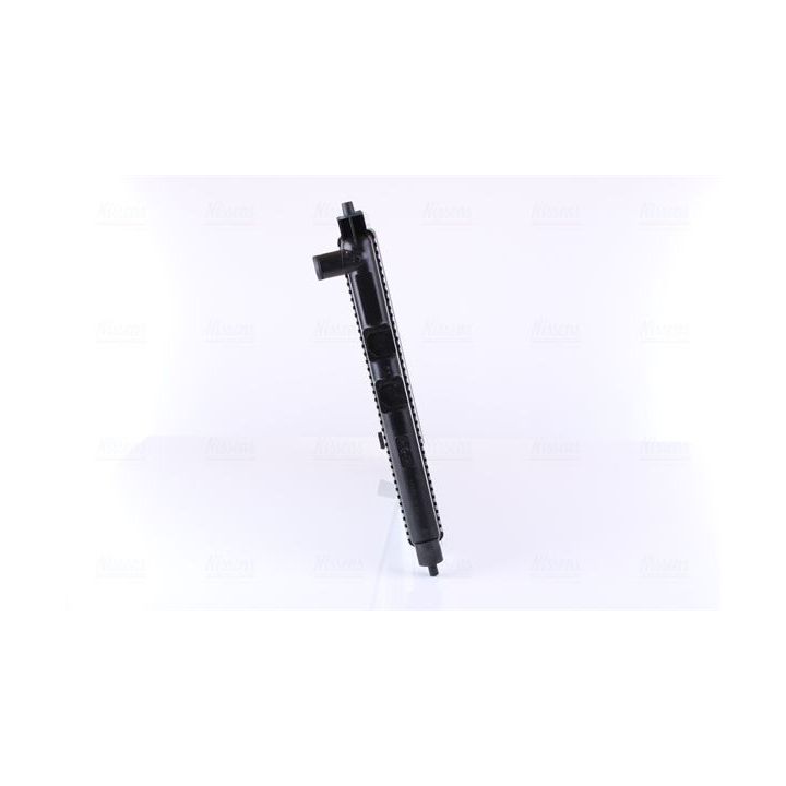 Radiatorius, variklio aušinimas NISSENS 642161