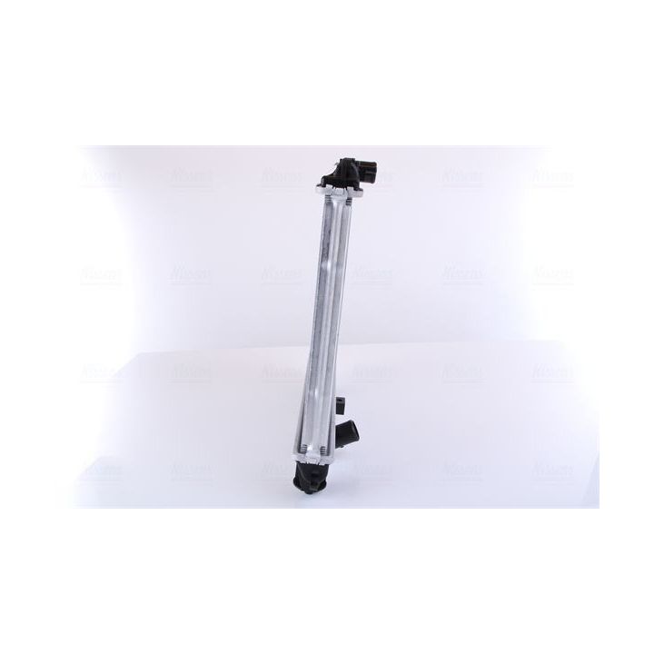 Radiatorius, variklio aušinimas NISSENS 64305A