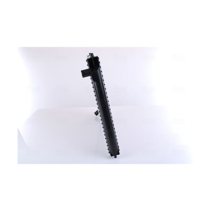 Radiatorius, variklio aušinimas NISSENS 64307A