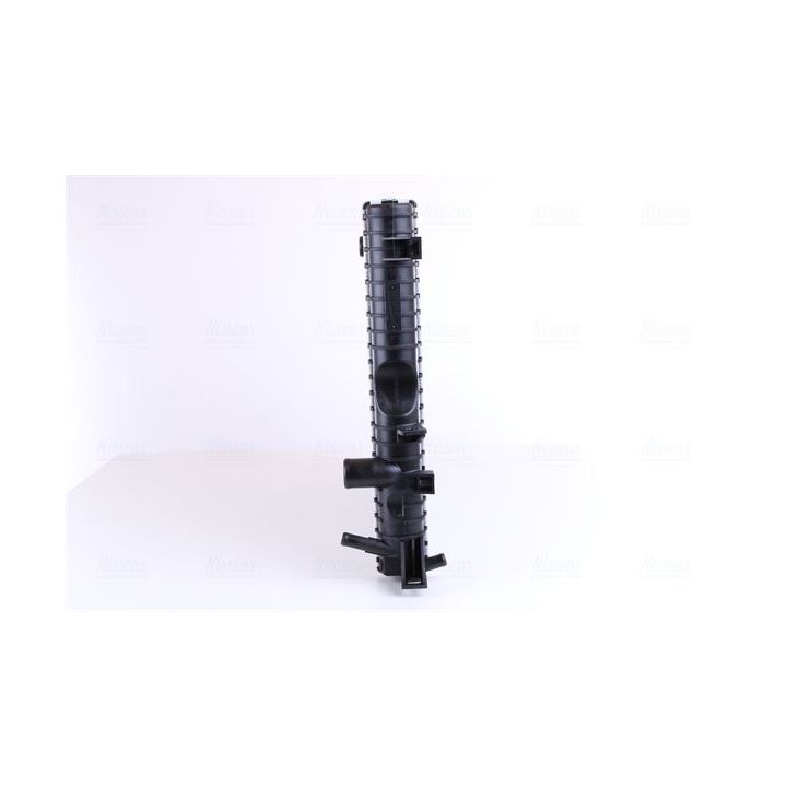 Radiatorius, variklio aušinimas NISSENS 64311A